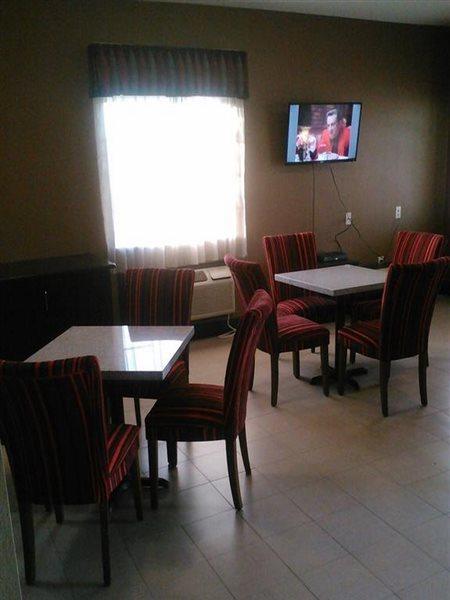 Rodeway Inn Dilley Buitenkant foto
