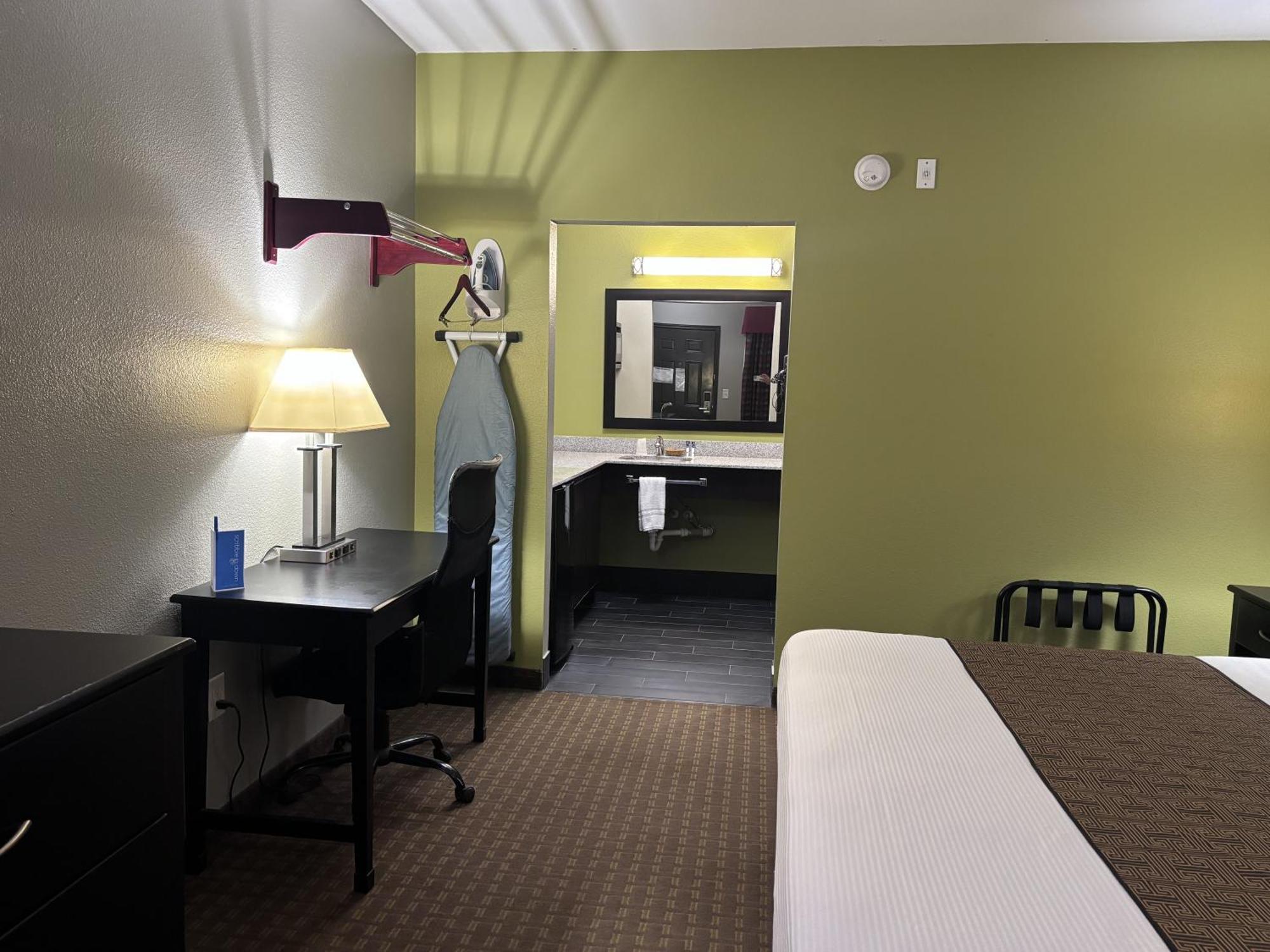 Rodeway Inn Dilley Buitenkant foto